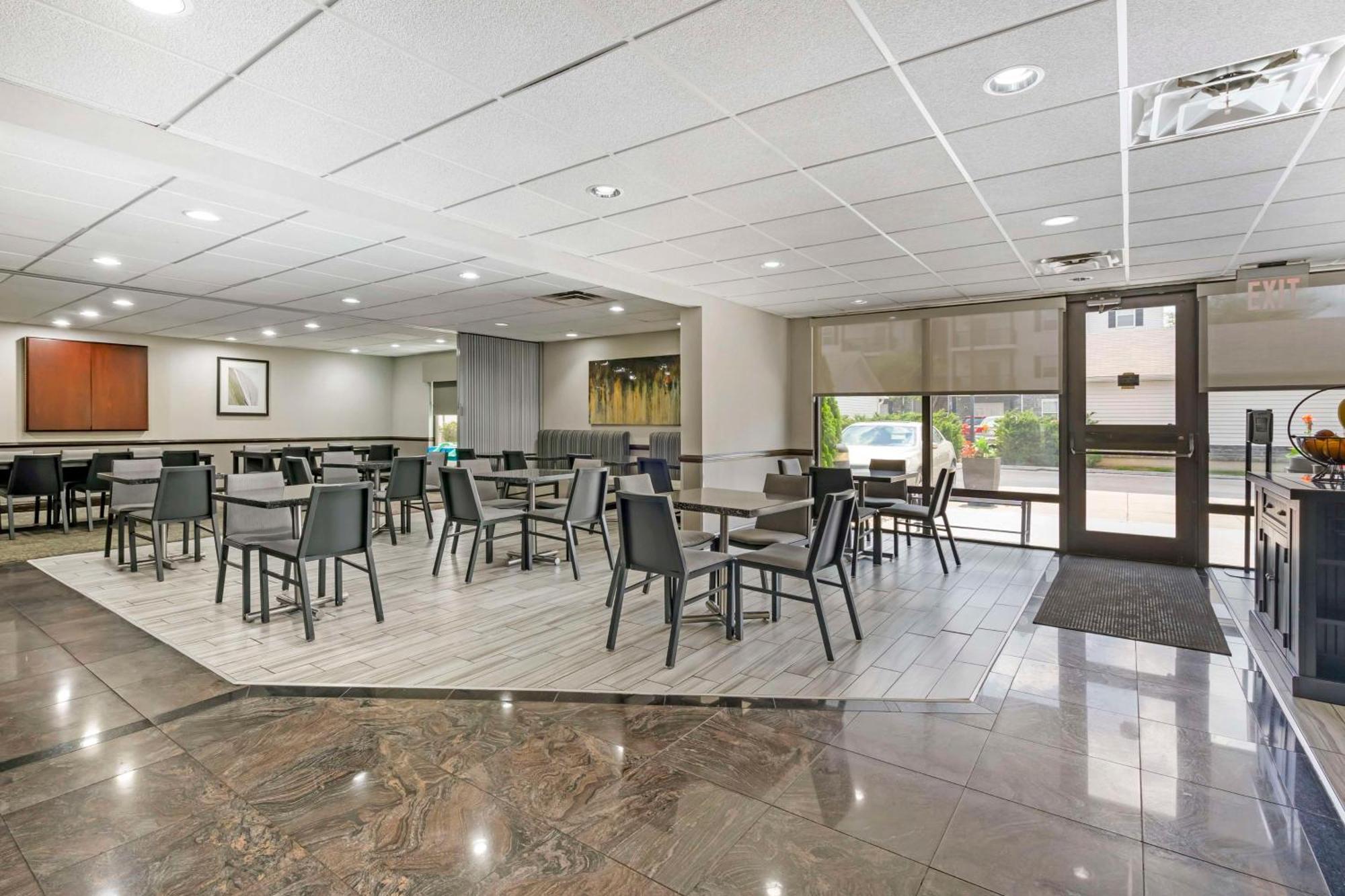 Best Western Suites Columbus Bagian luar foto