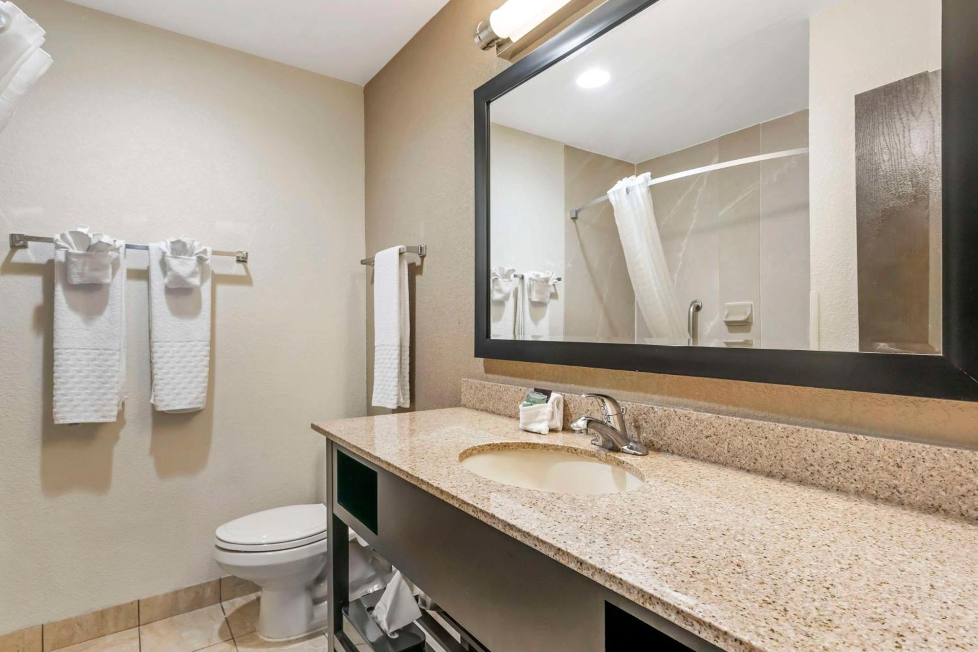 Best Western Suites Columbus Bagian luar foto
